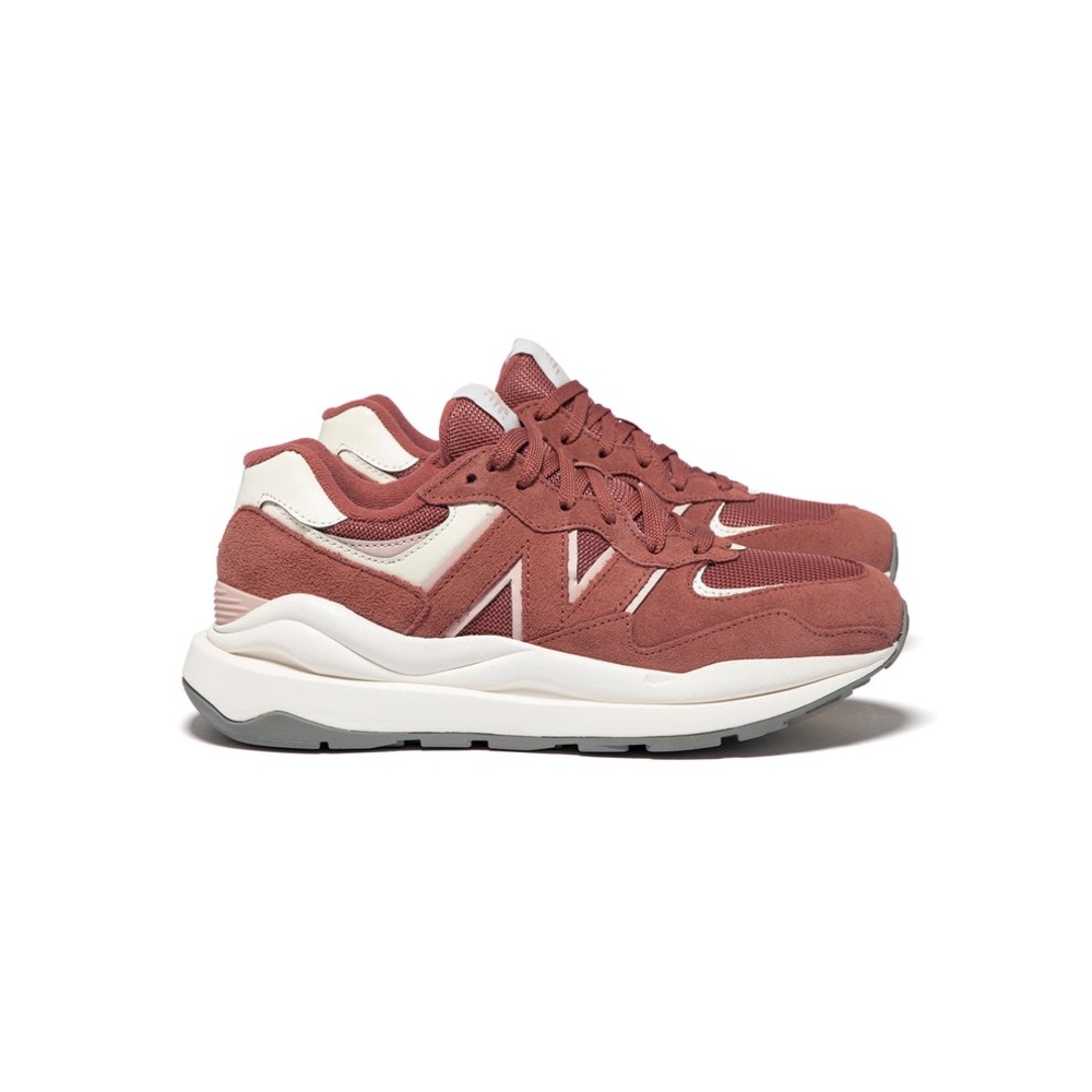 ▫️New Balance▫️Pink 57/40 - Picture 2 of 11